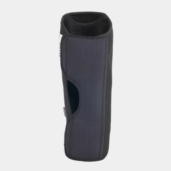 FUSE ALPHA SHIN PROTECTOR