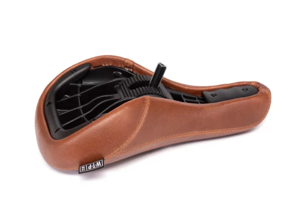 WTP TEAM PIVOTAL LEATHER SEAT BROWN