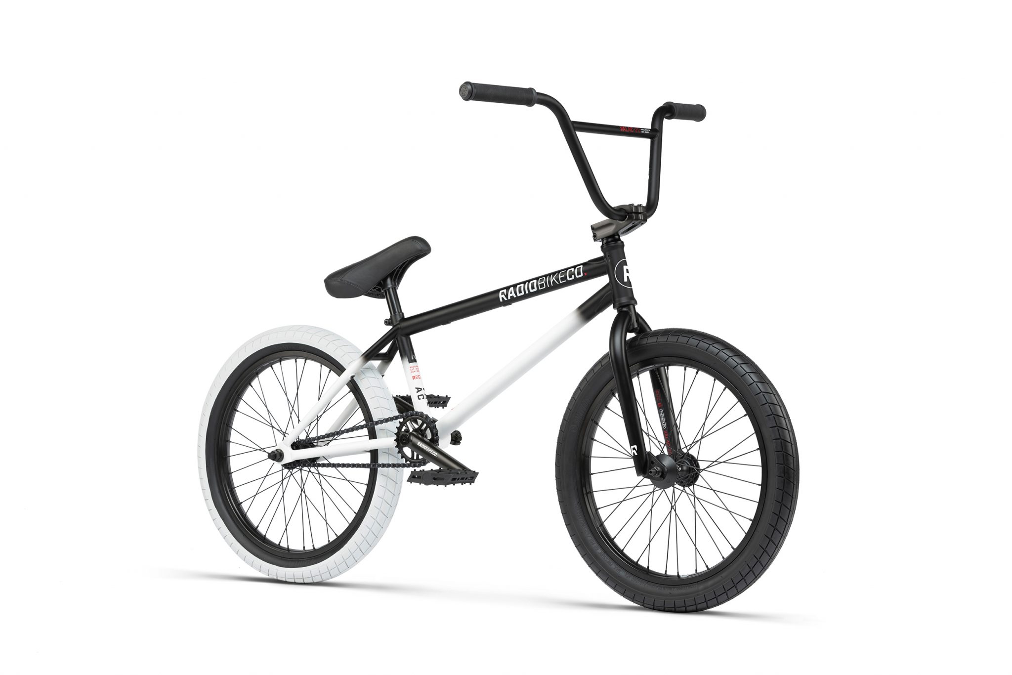 RADIO BIKES VALAC 20.75" BLACK/WHITE FADE 3 RADIO BIKES VALAC 20.75" BLACK/WHITE FADE
