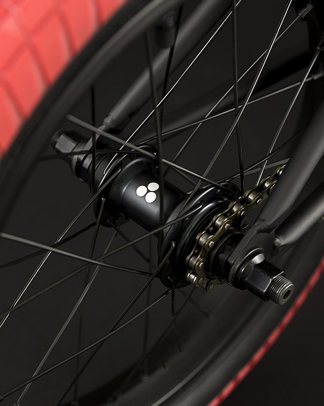FlyBikes NEO 16" FLAT Metallic RED 4 FlyBikes NEO 16" FLAT Metallic RED