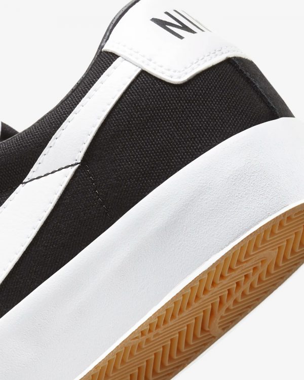 NIKE SB ZOOM BLAZER LOW PRO GT