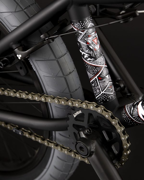 FlyBikes NOVA 18" BLACK