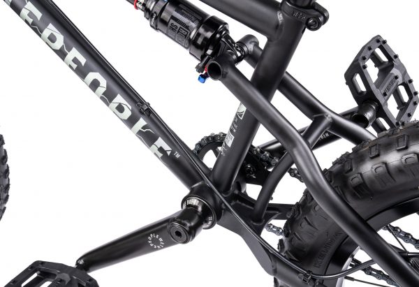 WTP SWAMP MASTER 21.5" MATT BLACK