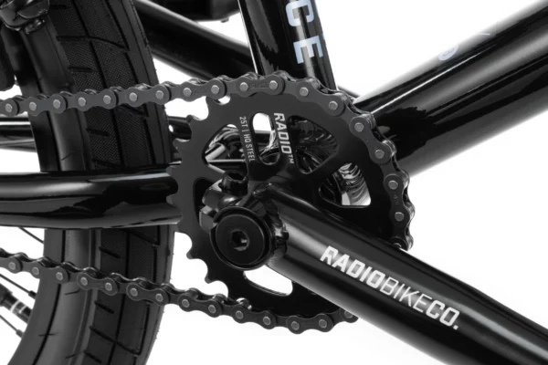 RADIO DICE 18" GLOSSY BLACK