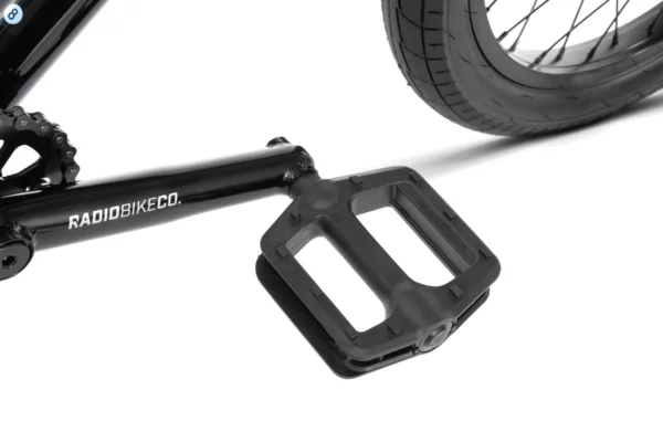 RADIO DICE 18" GLOSSY BLACK