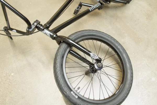 FLYBIKES PROTON BIKE 21" CST RHD Gloss Black With Brake 2025