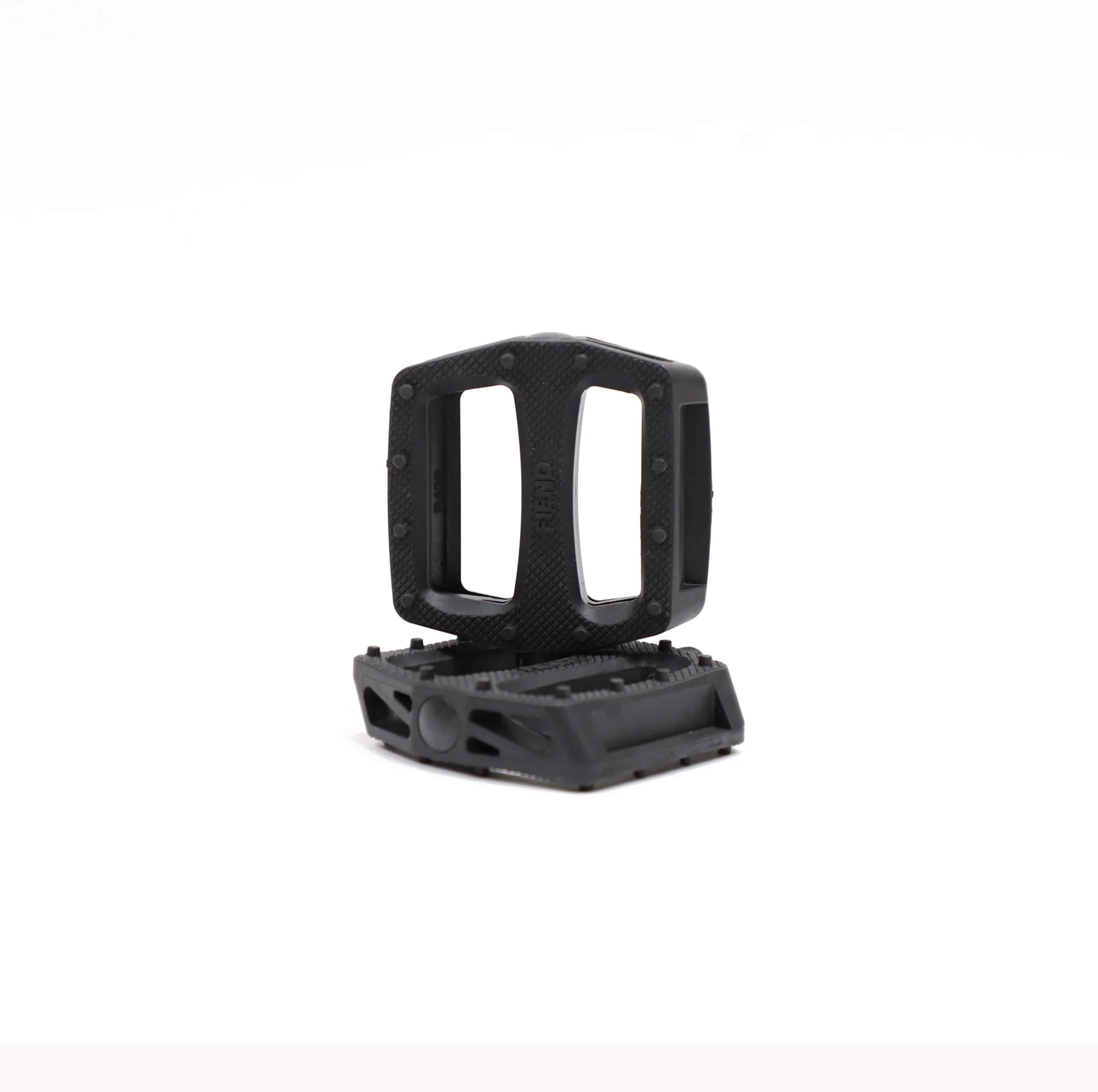 FIEND REYNOLDS PEDALS BLACK 1 FIEND REYNOLDS PEDALS BLACK