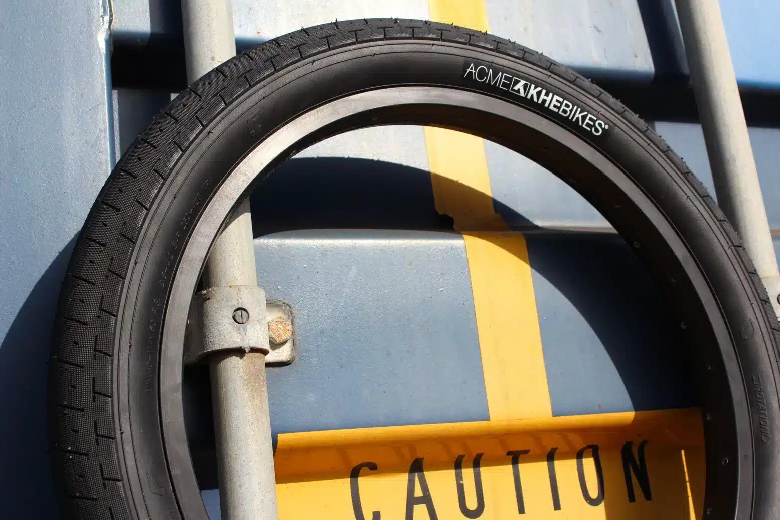 KHE BIKES ACME TIRE BLACK 2 KHE BIKES ACME TIRE BLACK