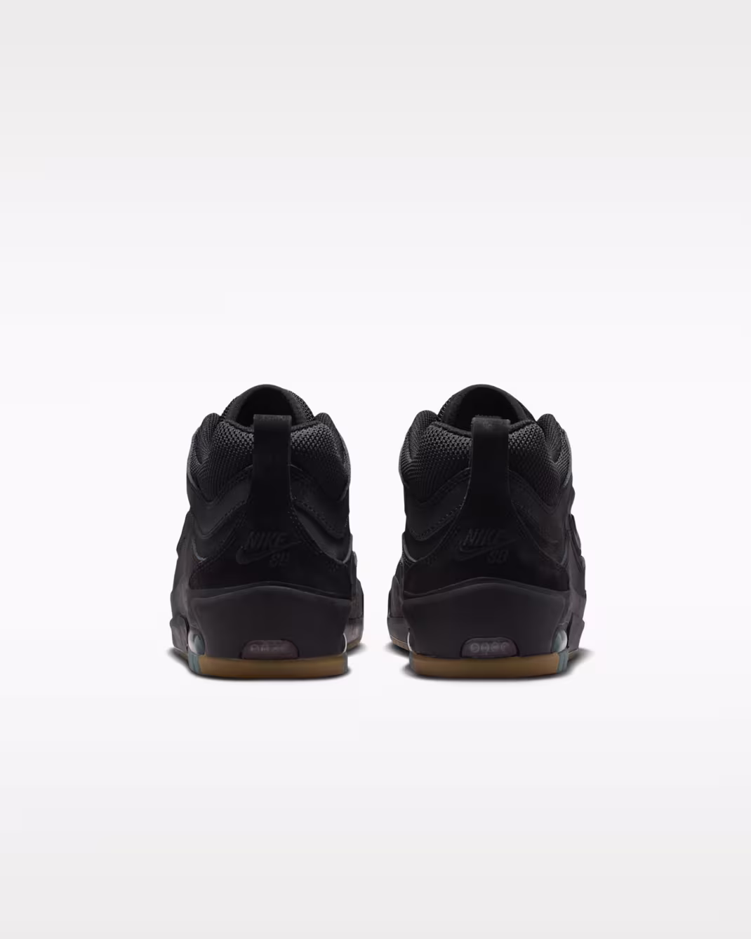 NIKE AIR MAX ISHOD black / black-black-black 6 NIKE AIR MAX ISHOD black / black-black-black